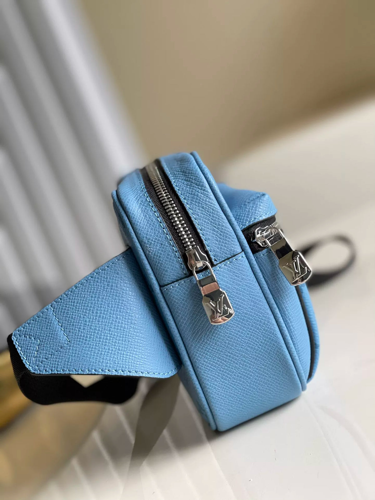 LOUIS VUITTON  29.5X20X10.5CM/21×17×5CM OUTDOOR MONOGRAM TAÏGA