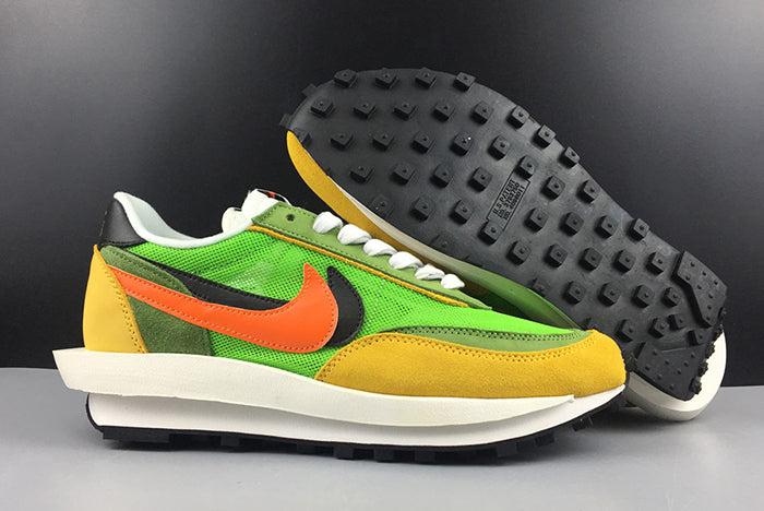 NIKE LDV WAFFLE SACAI "GREEN MULTI"