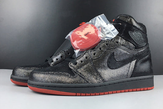 AIR JORDAN 1 RETRO HIGH OG "BLACK/GYM RED"