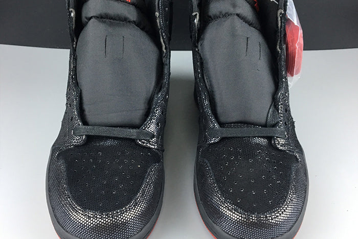 AIR JORDAN 1 RETRO HIGH OG "BLACK/GYM RED"