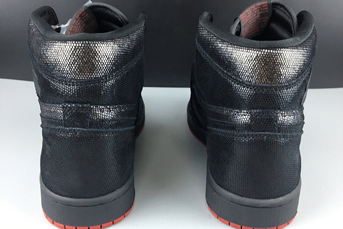 AIR JORDAN 1 RETRO HIGH OG "BLACK/GYM RED"