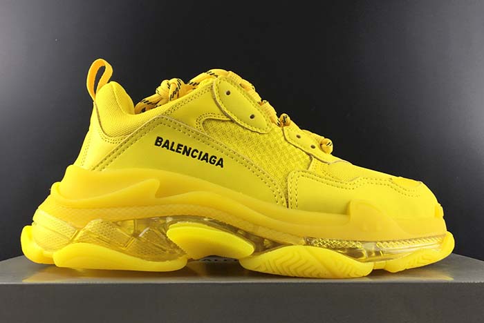BALENCIAGA TRIPLE TRAINER "YELLOW"