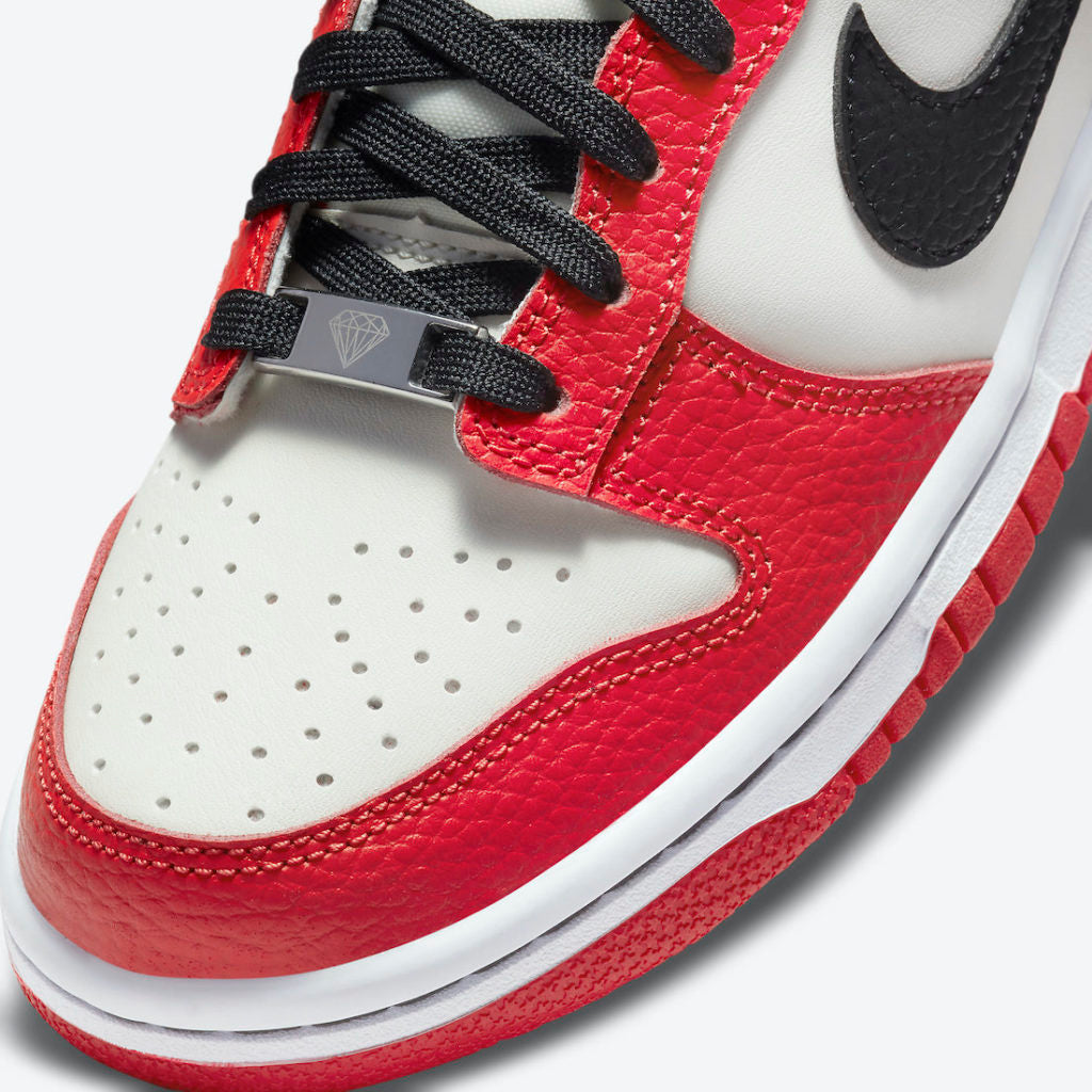 NIKE DUNK LOW "EMB NBA 75TH ANNIVERSARY CHICAGO”
