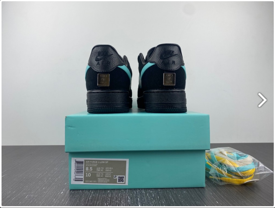 TIFFANY & CO. X AIR FORCE 1 "LOW" BLACK