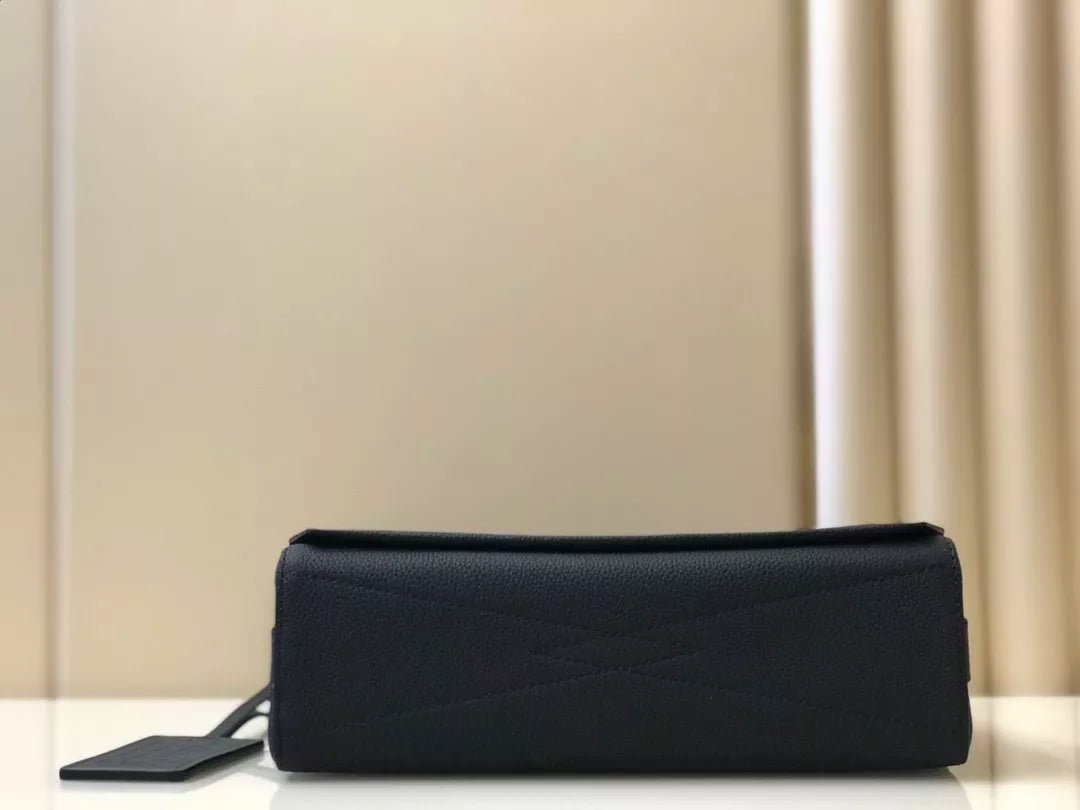 LOUIS VUITTON 30.5*24*10CM AEROGRAM POSTMAN BAG, BLACK LYCHEE FULL LEATHER