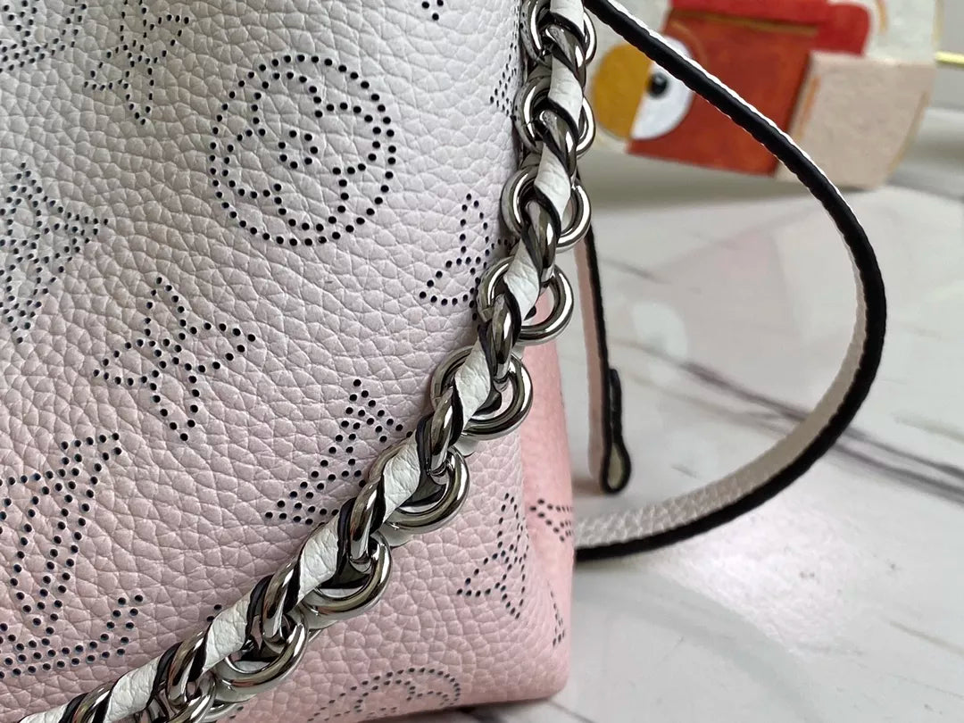LOUIS VUITTON 19 X 22 X 14CM BELLA BAG