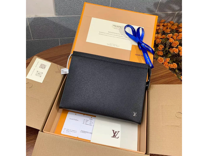 LOUIS VUITTON 27.0X21.0X3.0CM POCHETTE VOYAGE TAIGA LEATHER