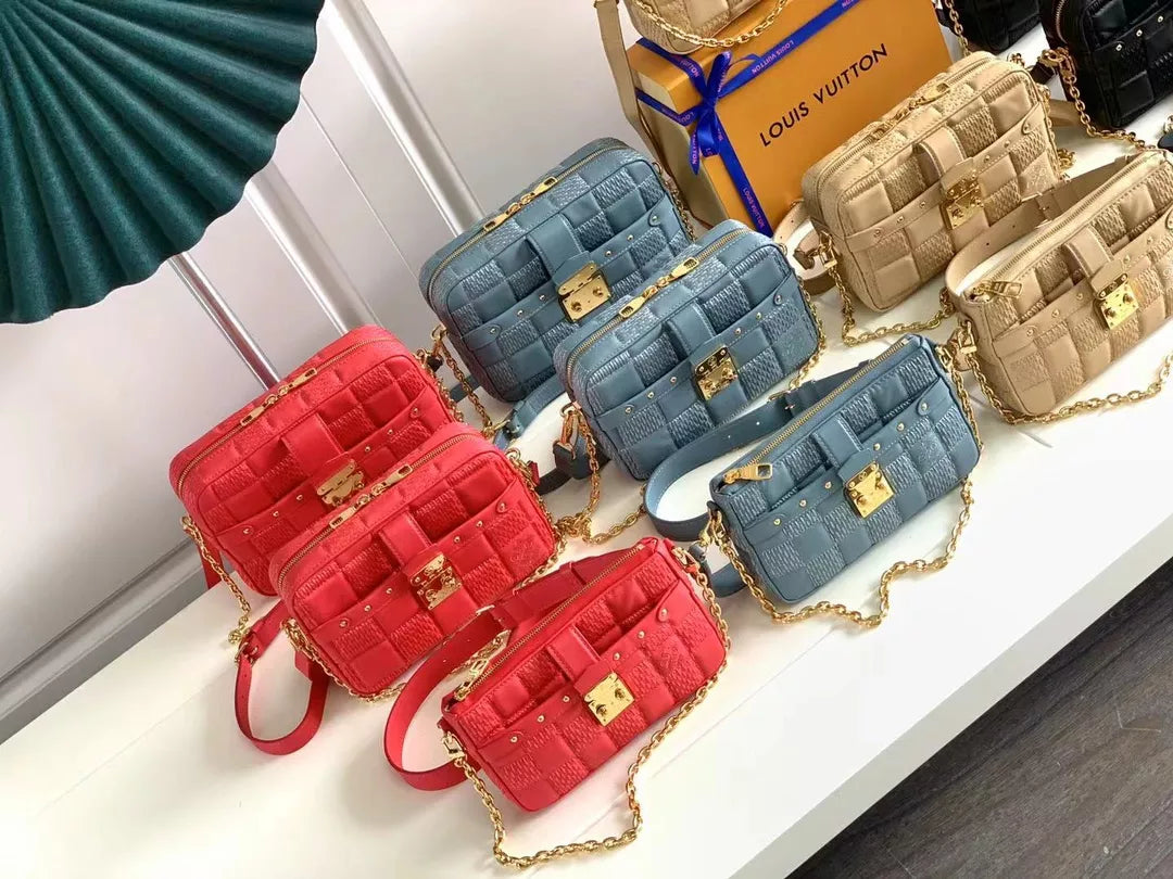 LOUIS VUITTON TROCA LV DAMIER S-LOCK HAND BAGS