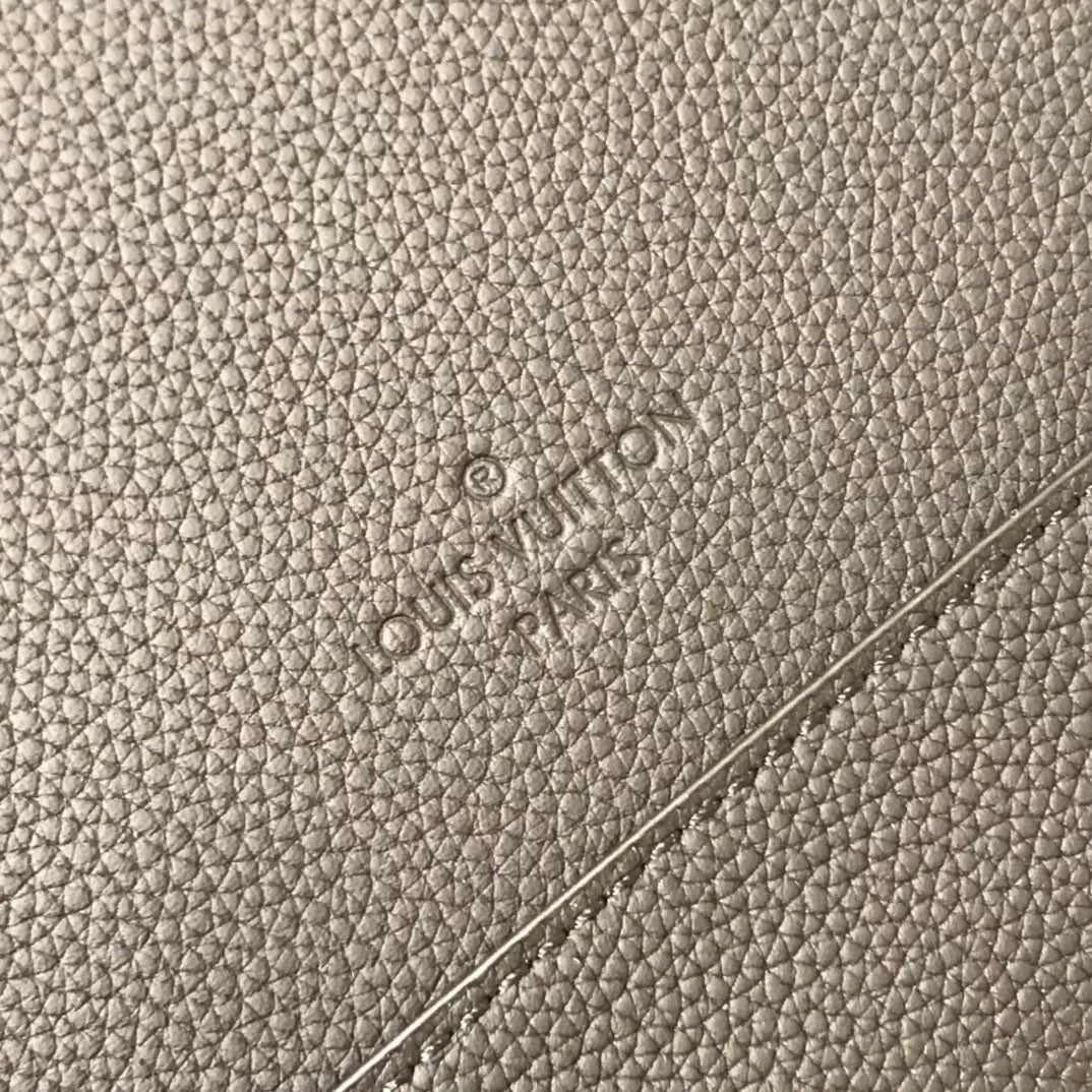 LOUIS VUITTON 30.5*24*10CM AEROGRAM POSTMAN BAG, BLACK LYCHEE FULL LEATHER
