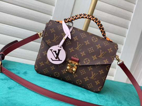 LOUIS VUITTON 25 X 19 X 9CM CRAFT POCHETTE METIS