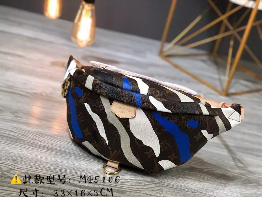 LOUIS VUITTON 33×16×3CM LOL BUMBAG