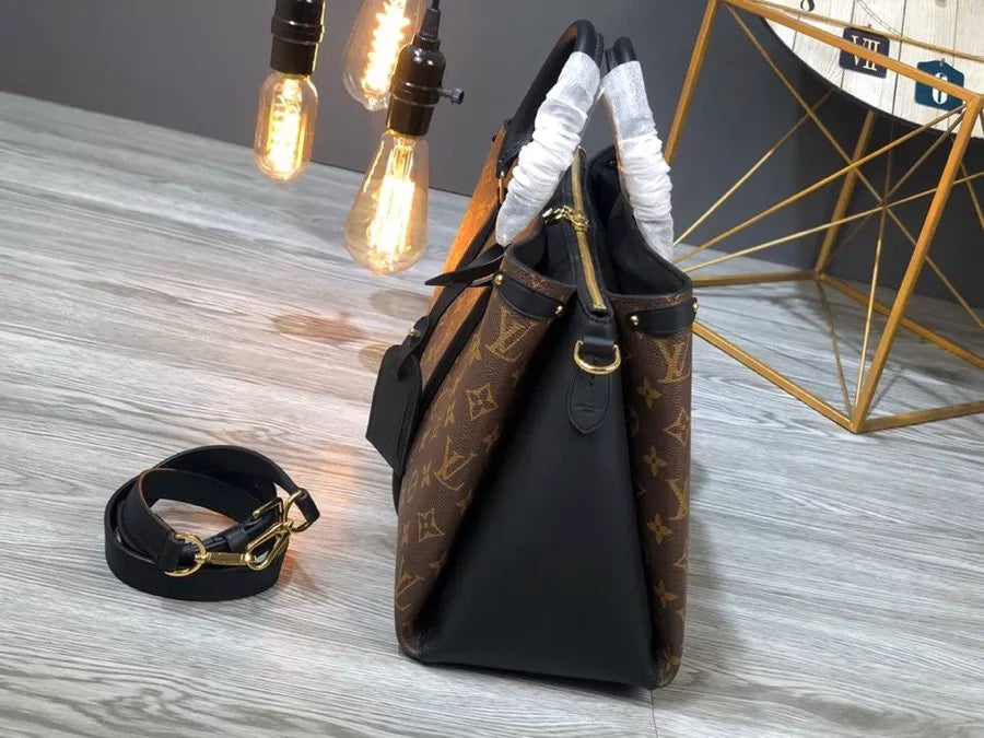 LOUIS VUITTON 35×24×15CM LV OPEN HANDBAG