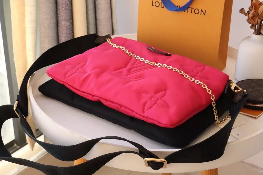 LOUIS VUITTON ROUND MAXI MULTI POCHETTE ACCESSOIRES HANDBAG