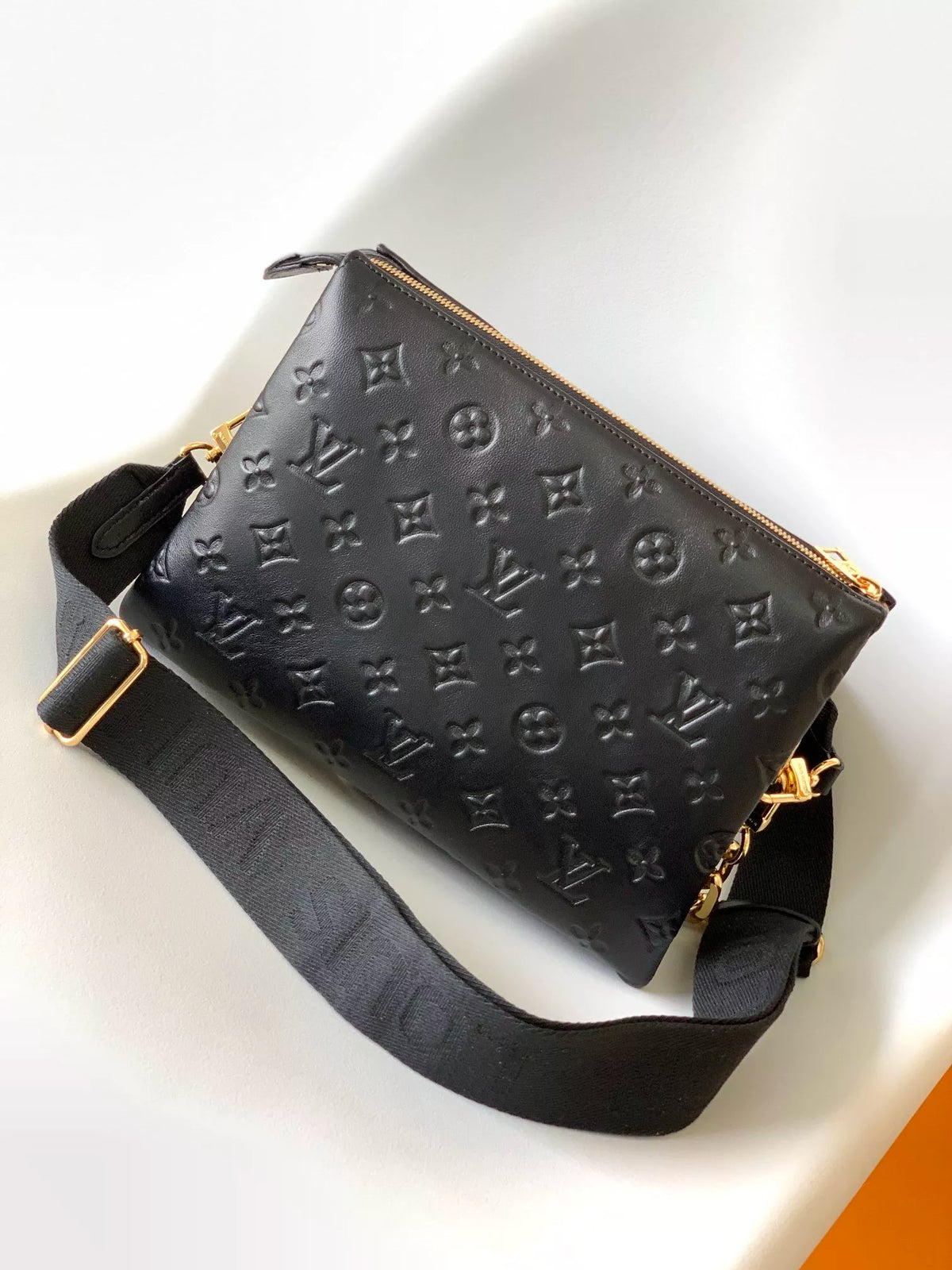 LOUIS VUITTON 26*20*12CM COUSSIN HANDBAG, MONOGRAM EMBOSSED FLUFFY SHEEPSKIN