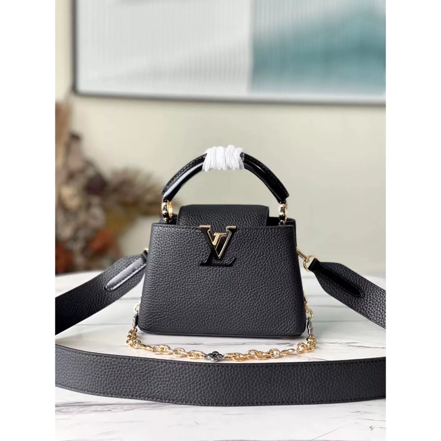 LOUIS VUITTON CAPUCINES MINI BB TAURILLON
