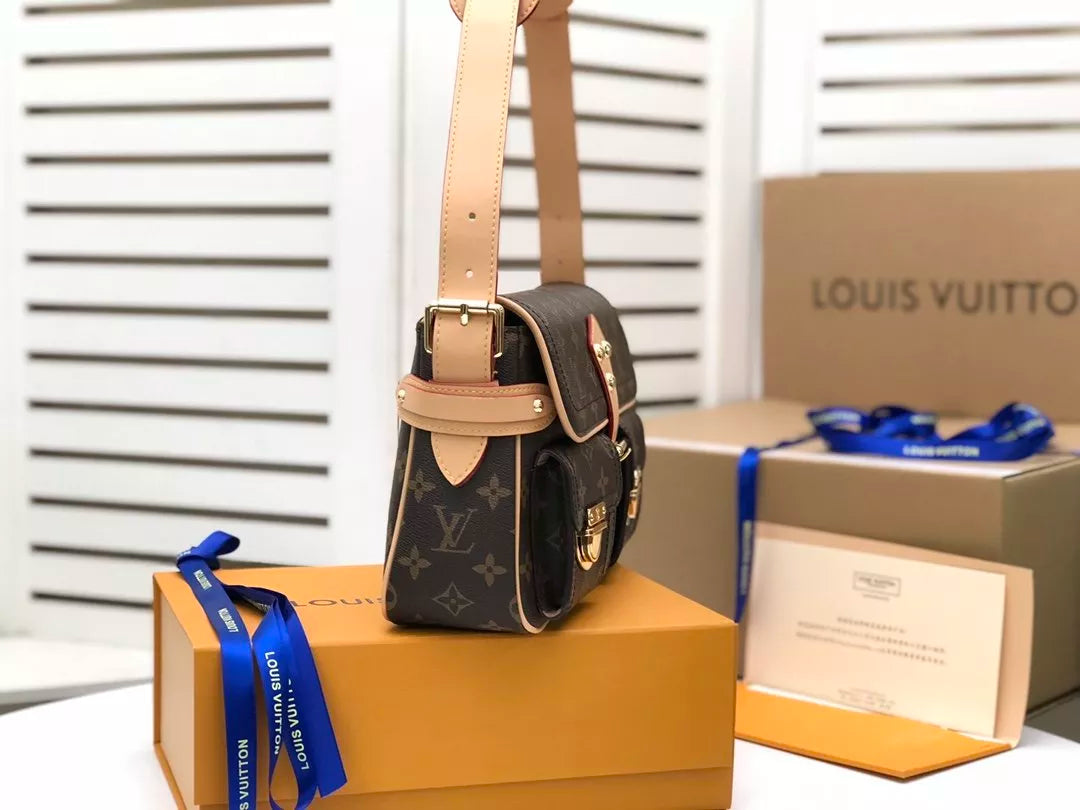 LOUIS VUITTON 30*19*10CM VINTAGE BAG