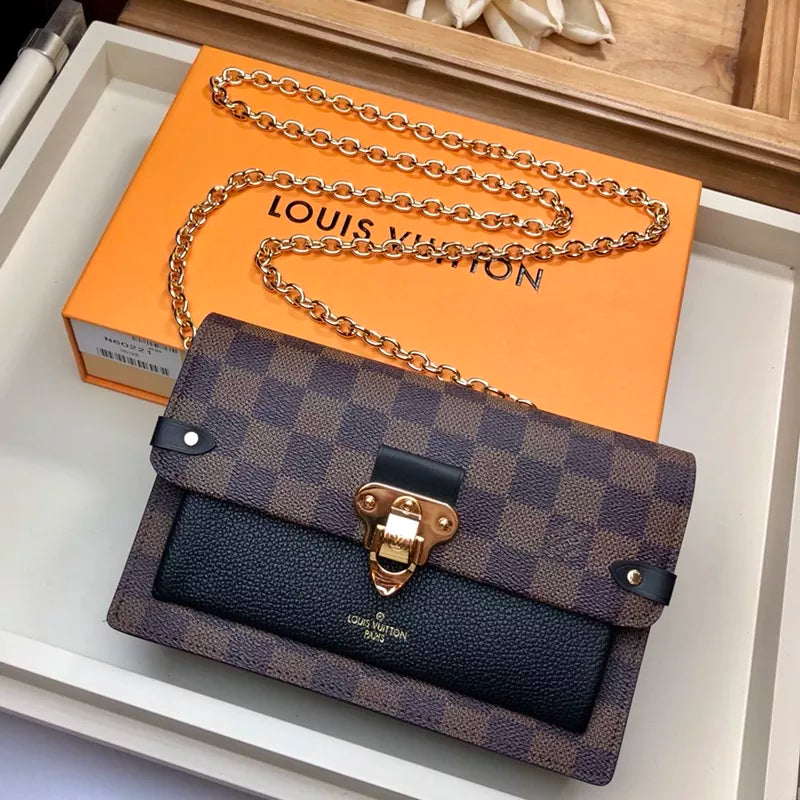LOUIS VUITTON VAVIN CHAIN WALLET
