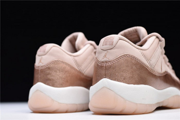AIR JORDAN 11 RETRO LOW "ROSE GOLD (W)"
