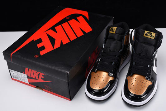 AIR JORDAN 1 RETRO HIGH "GOLD TOE EQUALITY" MENS