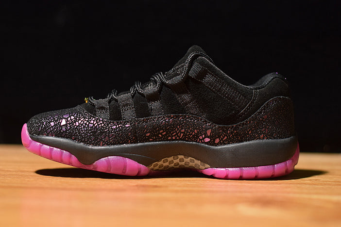 AIR JORDAN 11 "RTR L THINK 16"