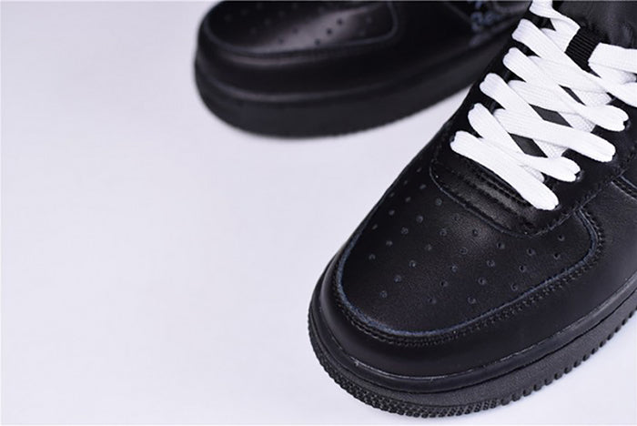 NIKE AIR FORCE 1 07 LOW OFF WHITE "MOMA BLACK"