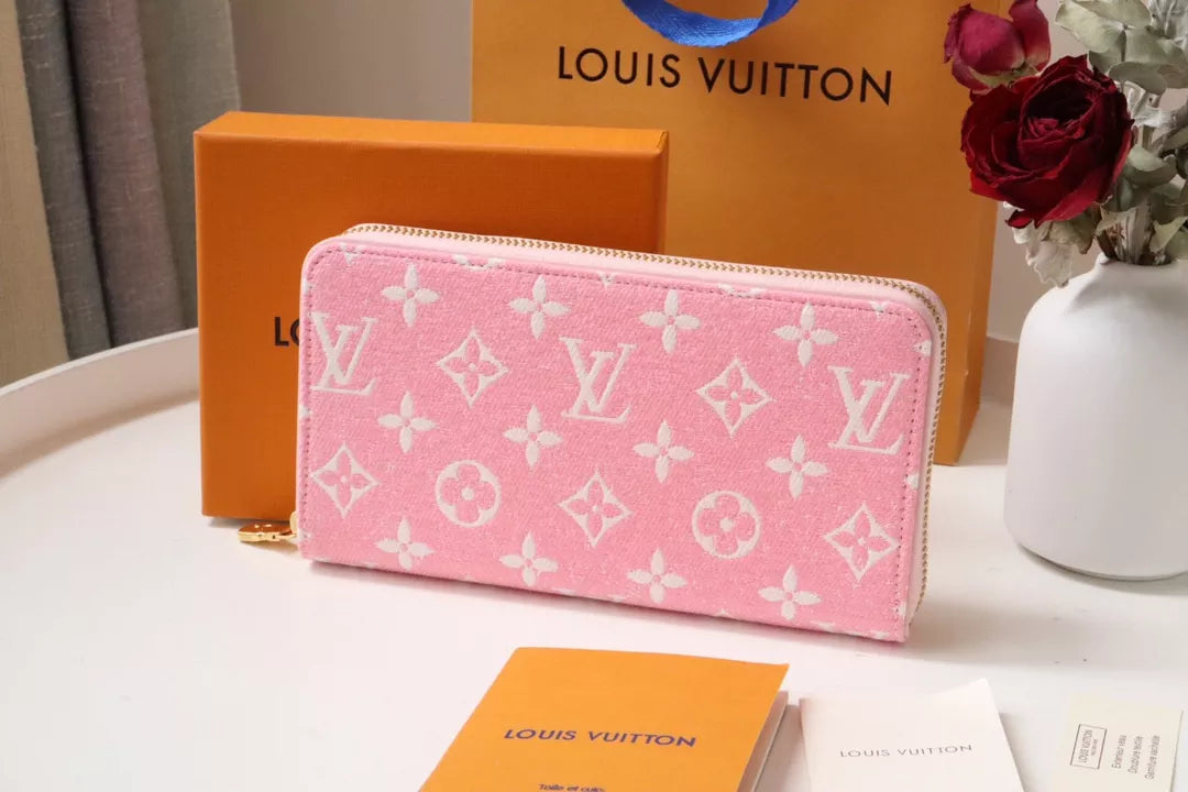 LOUIS VUITTON ZIPPY COIN PURSE & SARAH WALLET