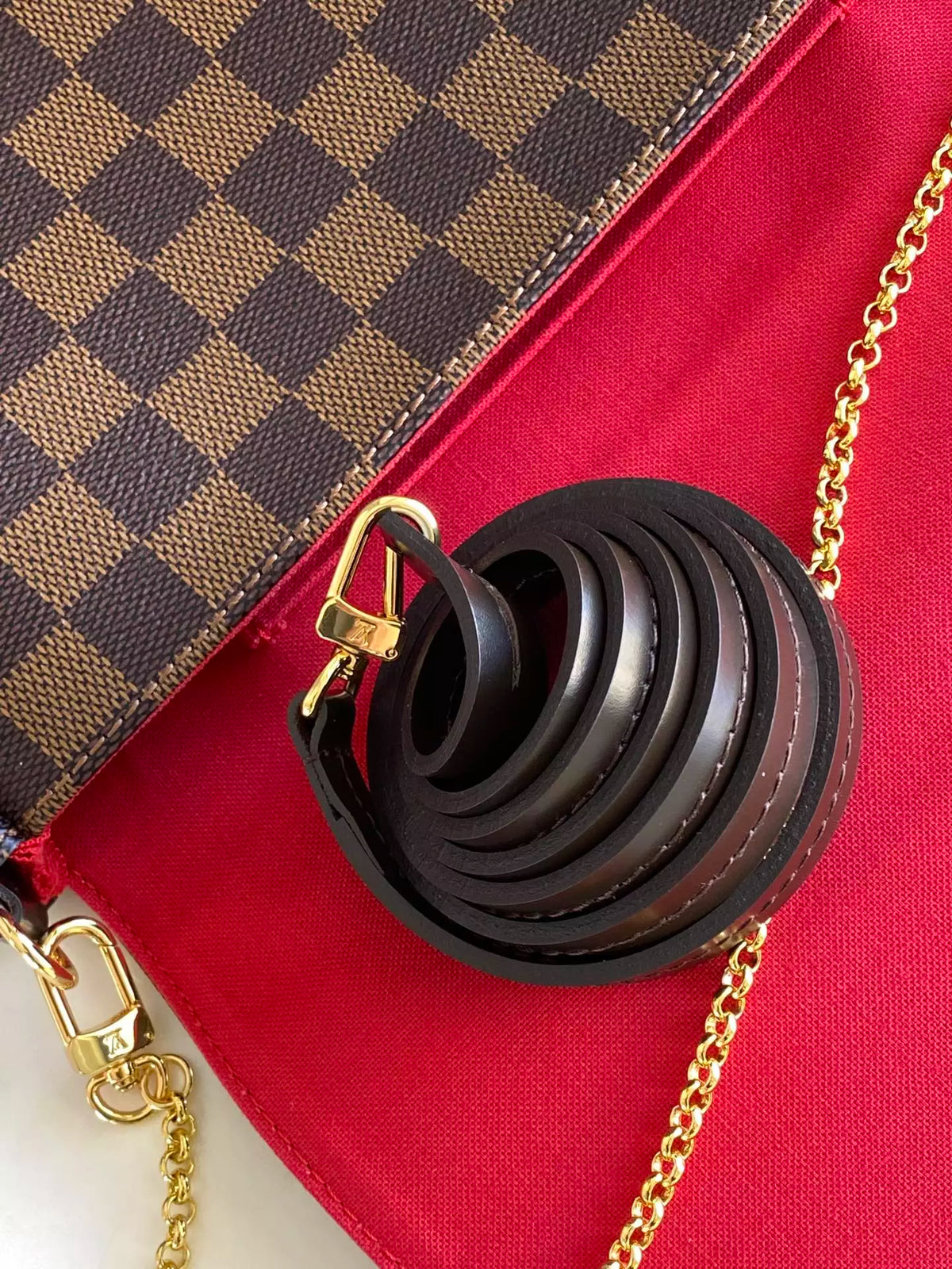 LOUIS VUITTON FAVORITE PM
