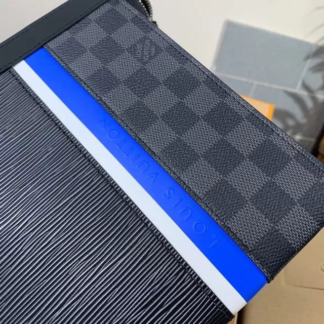 LOUIS VUITTON 27.0X21.0X3.0CM POCHETTE VOYAGE