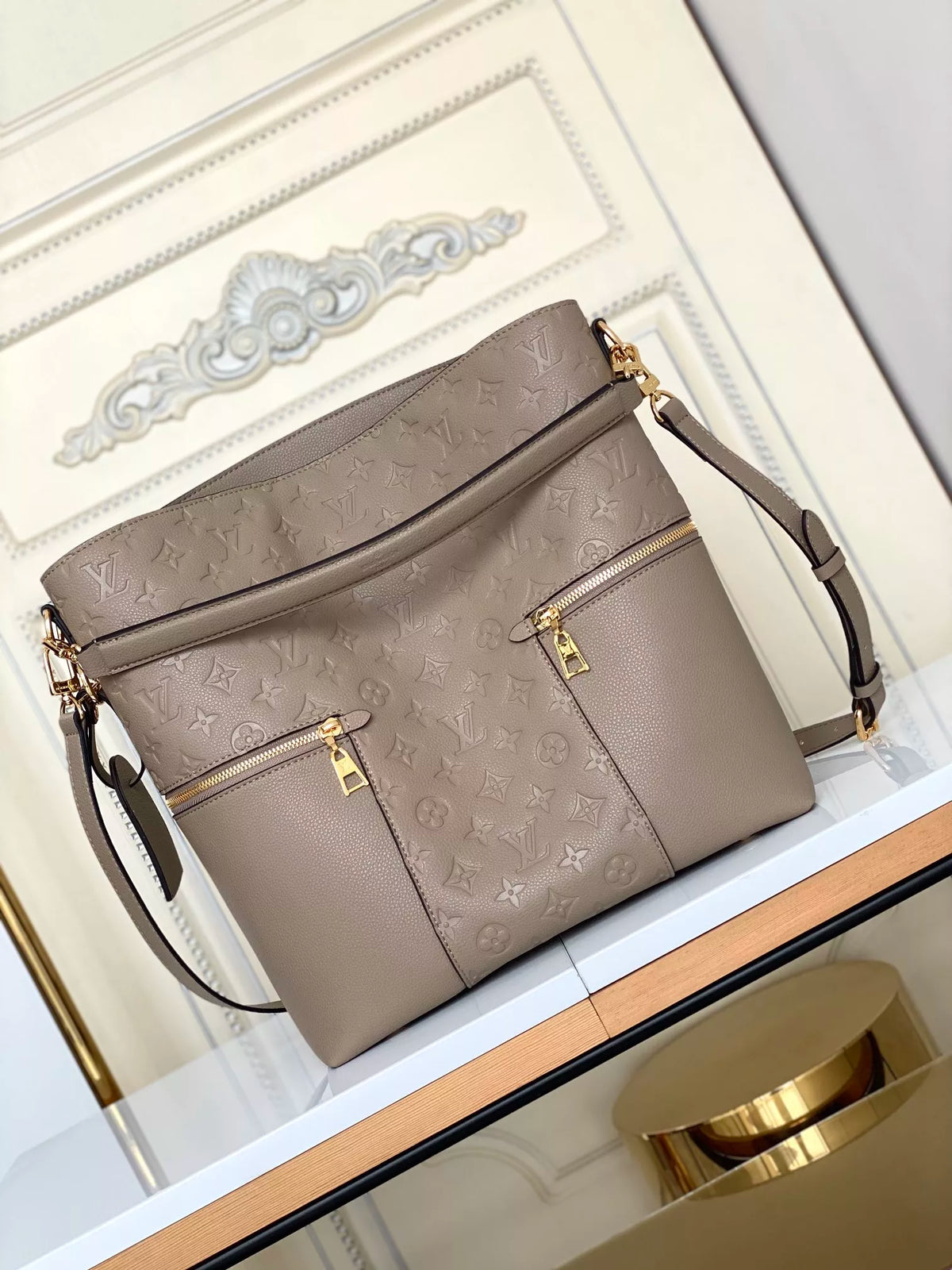 LOUIS VUITTON LU MELIE VEAU CACHEMIRE HANDLE BAG 31.0×12.0×33.0CM 4 COLORS