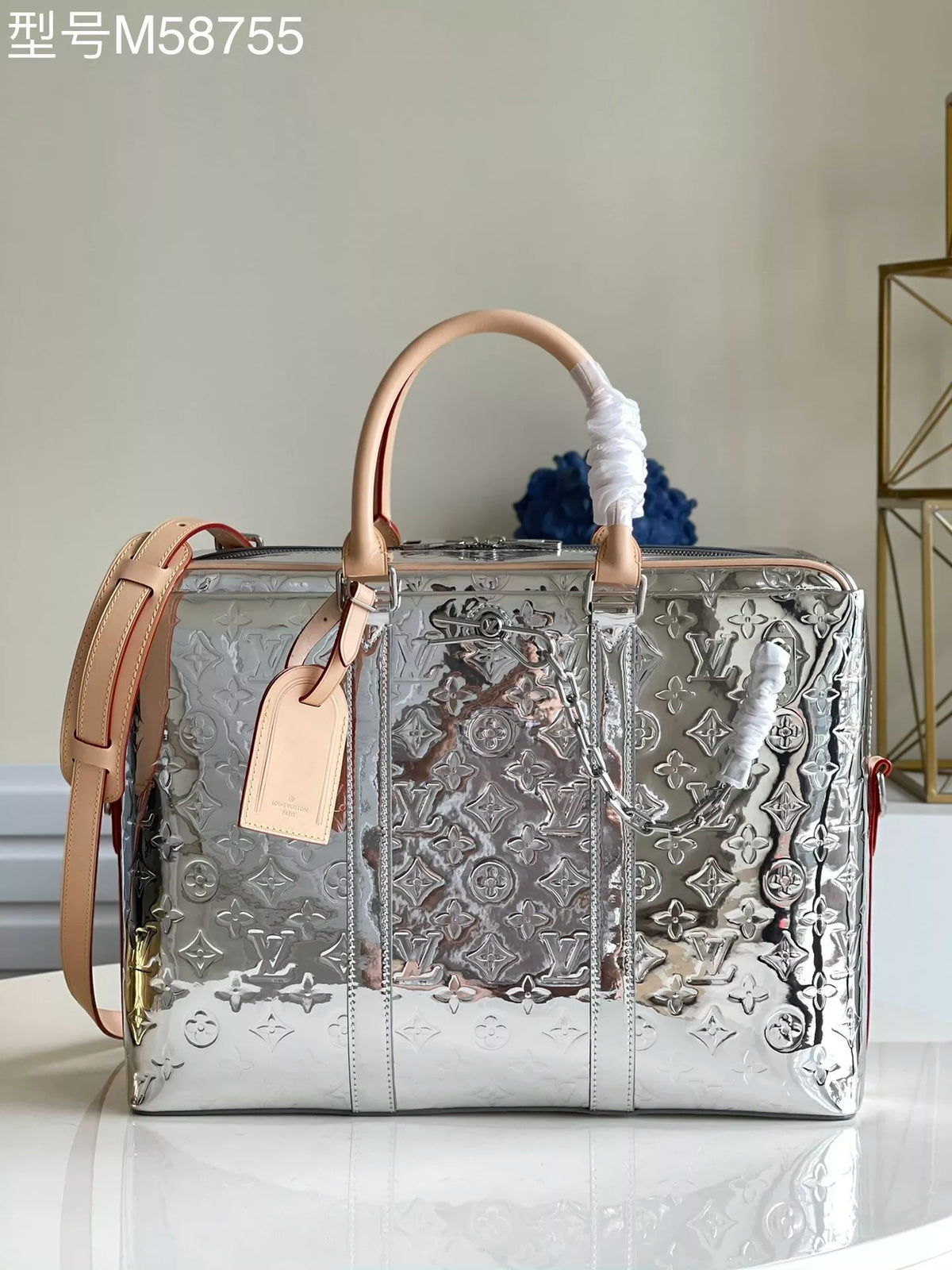 LOUIS VUITTON NEO PORTE DOCUMENTS VOYAGE MIRROR MONOGRAM BAG 40 X 31.5 X 10 CM