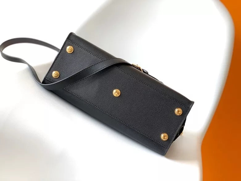 LOUIS VUITTON 30.5*24.5*14CM ON MY SIDE HANDBAG, CALF LEATHER + MONOGRAM CANVAS