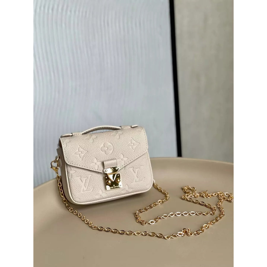 LOUIS VUITTON 14*11*3.5CM MICRO METIS CHAIN BAG, LEATHER