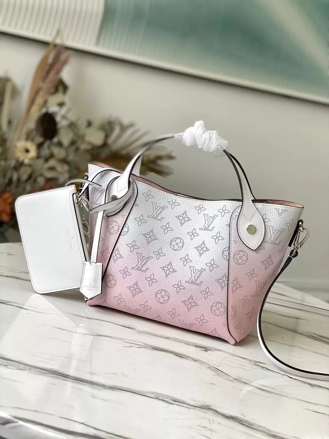 LOUIS VUITTON 23 X 21 X 13 CM HINA PM 2 COLORS AVAILABLE