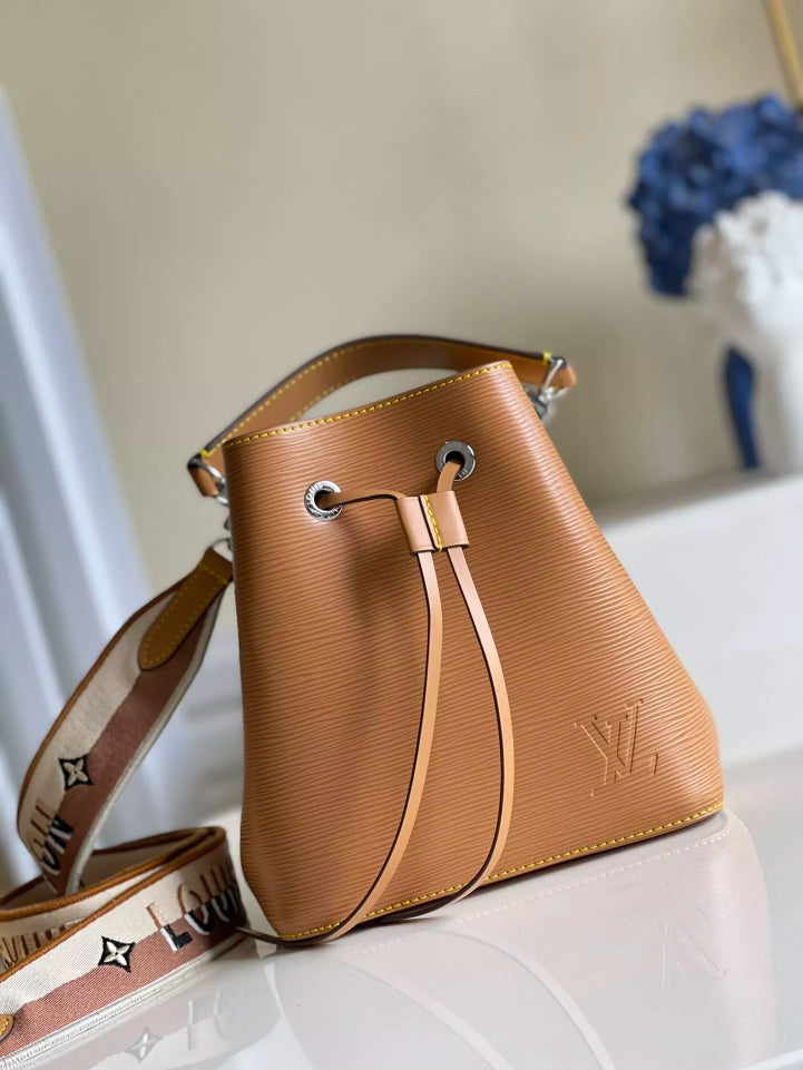 LOUIS VUITTON 20.0X 20.0X 13.0CM NÉONOÉ BB EPI BUCKET