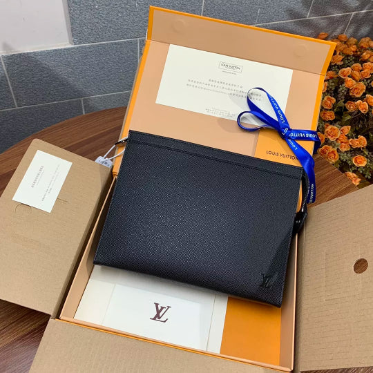 LOUIS VUITTON 27×20×3CM BLACK POCHETTE VOYAGE