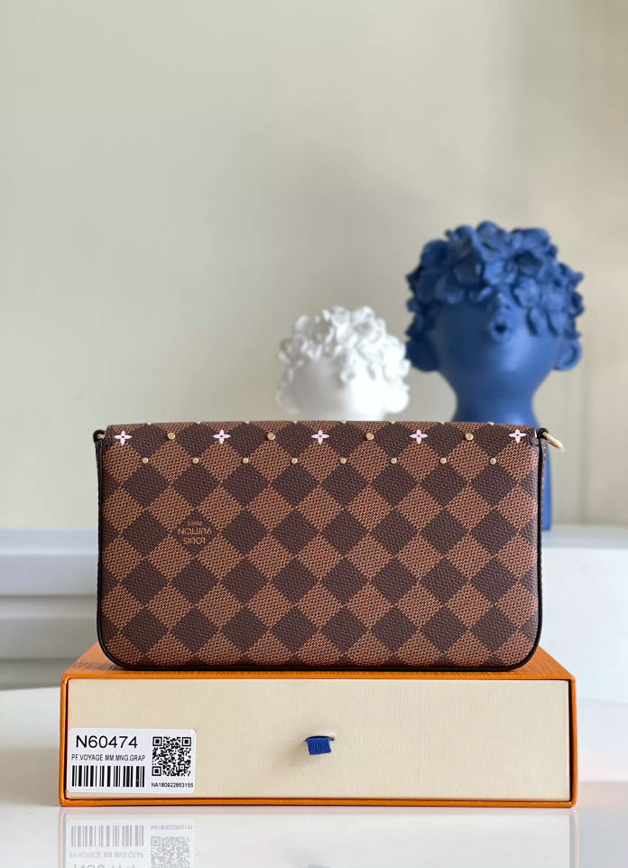LOUIS VUITTON 21X11X2CM FELICIE POCHETTE