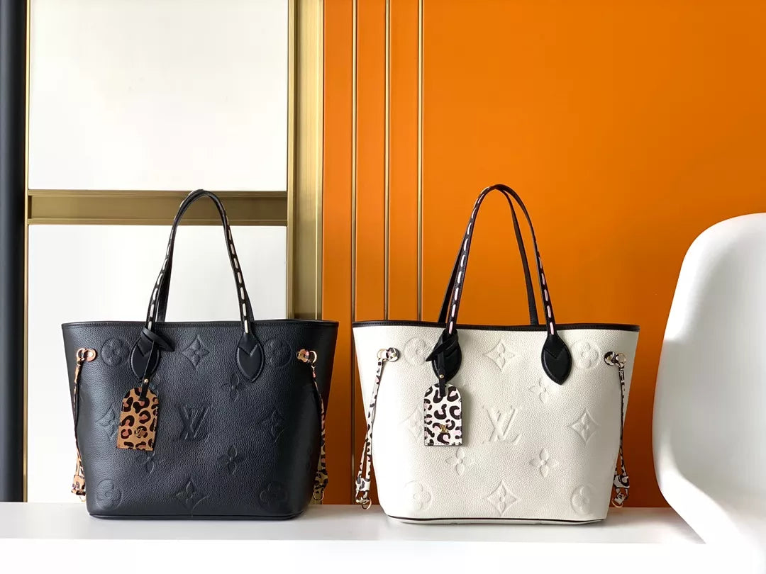 LOUIS VUITTON BLACK WILD AT HEART MM NEVERFULL MONOGRAM EMPREINTE 31 X 28 X 14CM