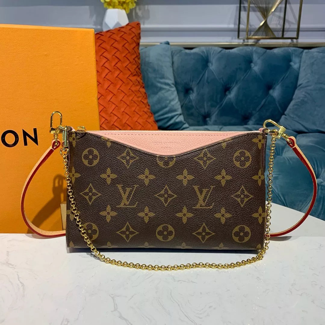 LOUIS VUITTON 23.0 X 13.0 X 5.0 CM PALLS CLUTH MONOGRAM