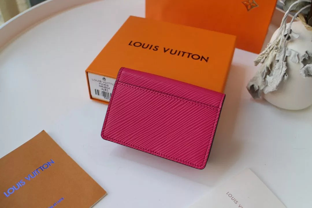 LOUIS VUITTON 10.5 x 7.0 x 3.0 CM MULTICARTES BAG