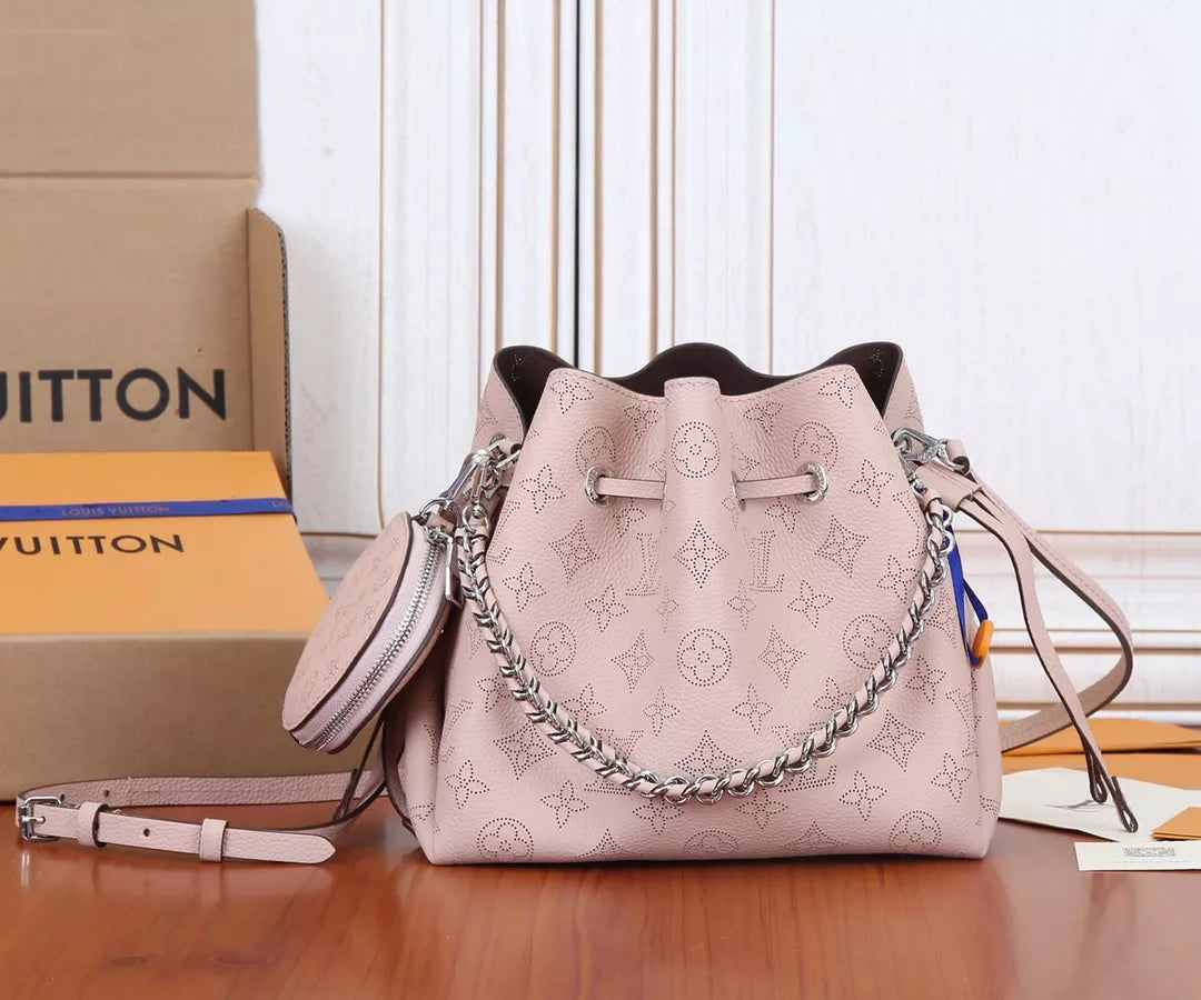 LOUIS VUITTON 19 X 22 X 14CM BELLA MURIA BAG