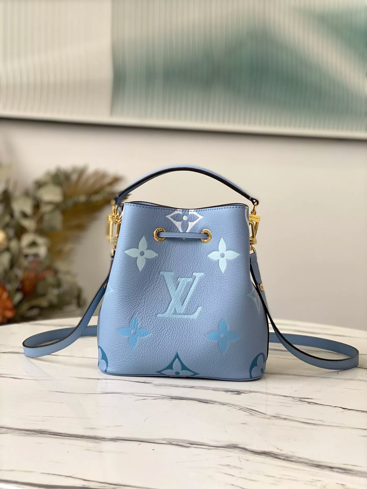 LOUIS VUITTON BY THE POOL NÉONOÉ BB 20X20X13 2 COLORS