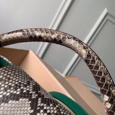 LOUIS VUITTON CAPUCINES BB BAG