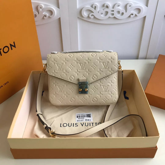 LOUIS VUITTON 25.0 X 19.0 X 7.0 POCHETTE MÉTIS MONOGRAMME EMPREINTE