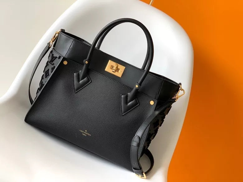 LOUIS VUITTON 30.5*24.5*14CM ON MY SIDE HANDBAG, CALF LEATHER + MONOGRAM CANVAS