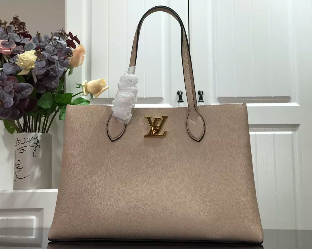 LOUIS VUITTON LOCKME 42X28X15CM 3 COLORS