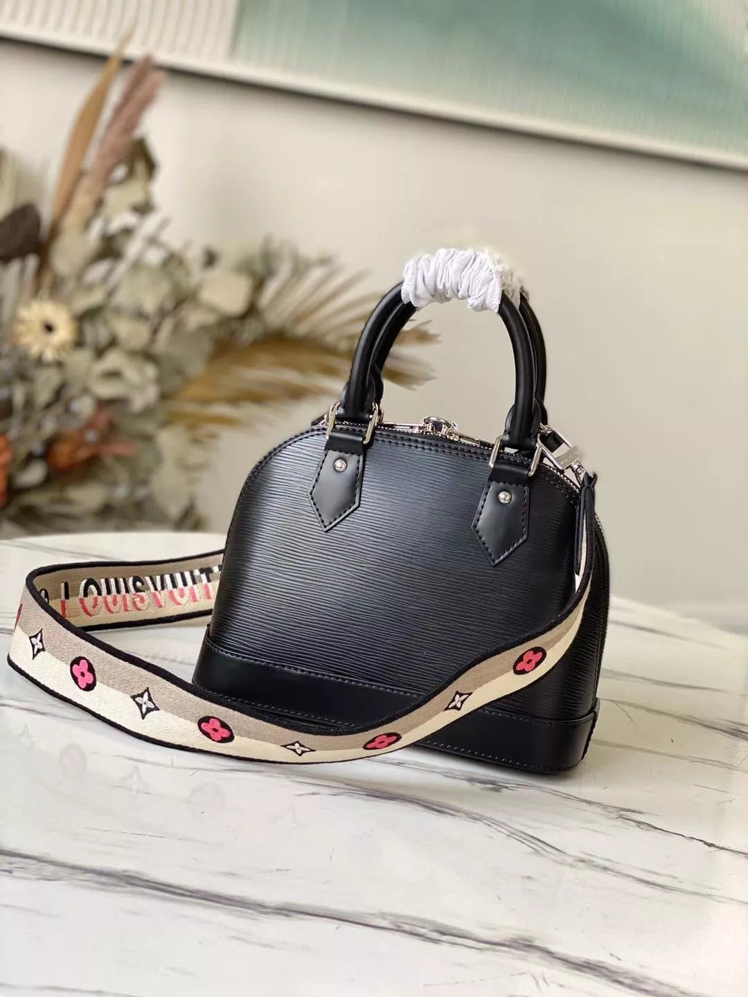 LOUIS VUITTON 23.5 X 17.5 X 11.5CM ALMA BB HANDBAG, EPI LEATHER