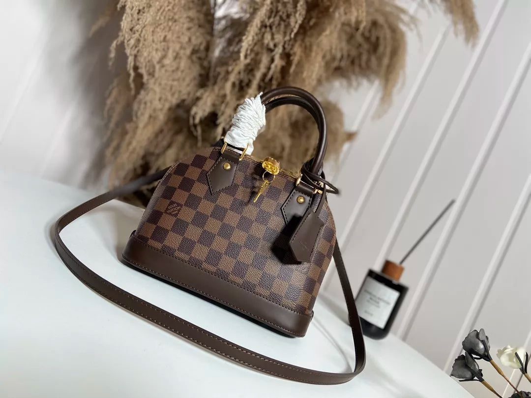 LOUIS VUITTON 25×19×12CM ALMA BB