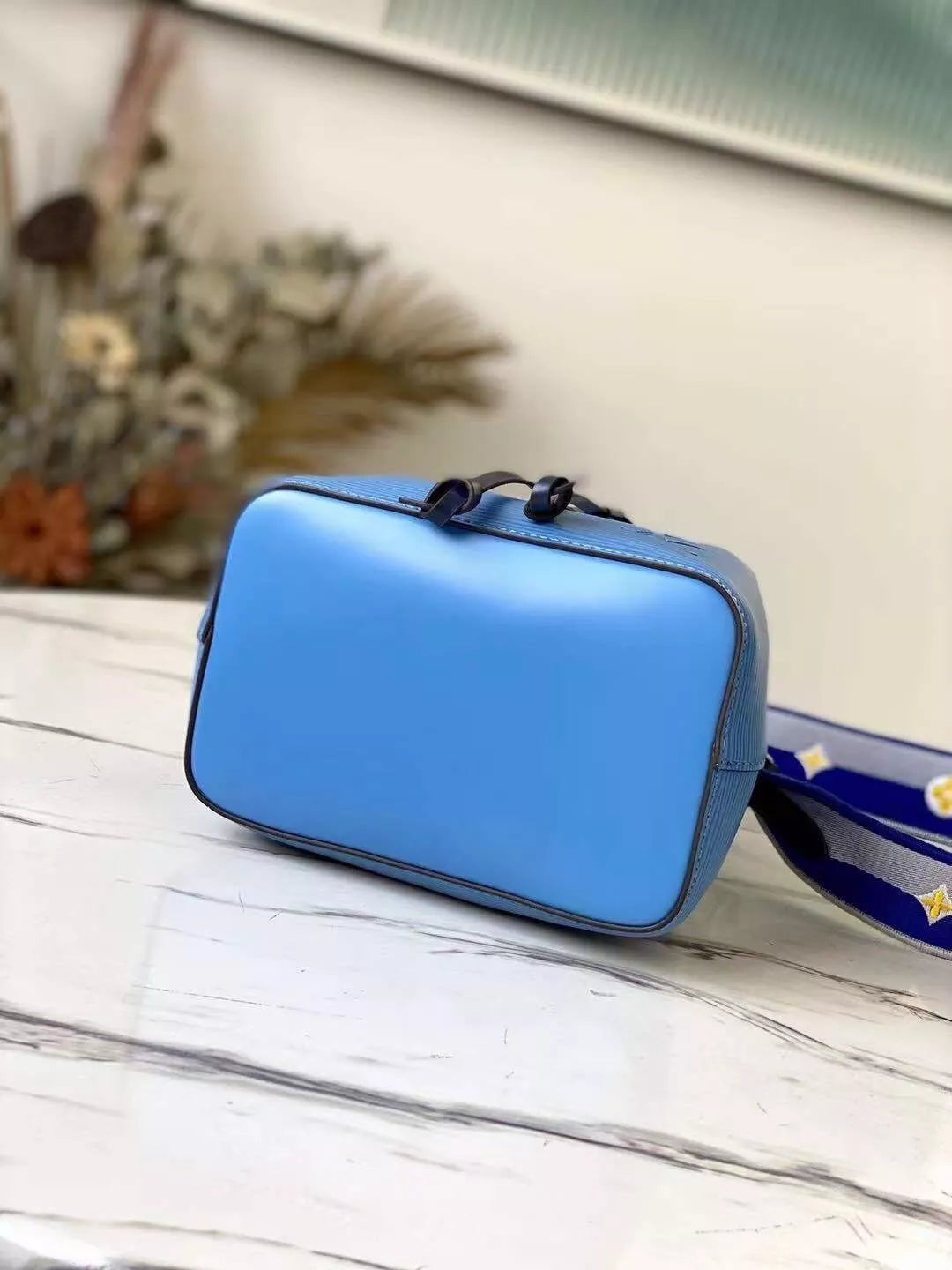 LOUIS VUITTON NÉONOÉ BB BAG