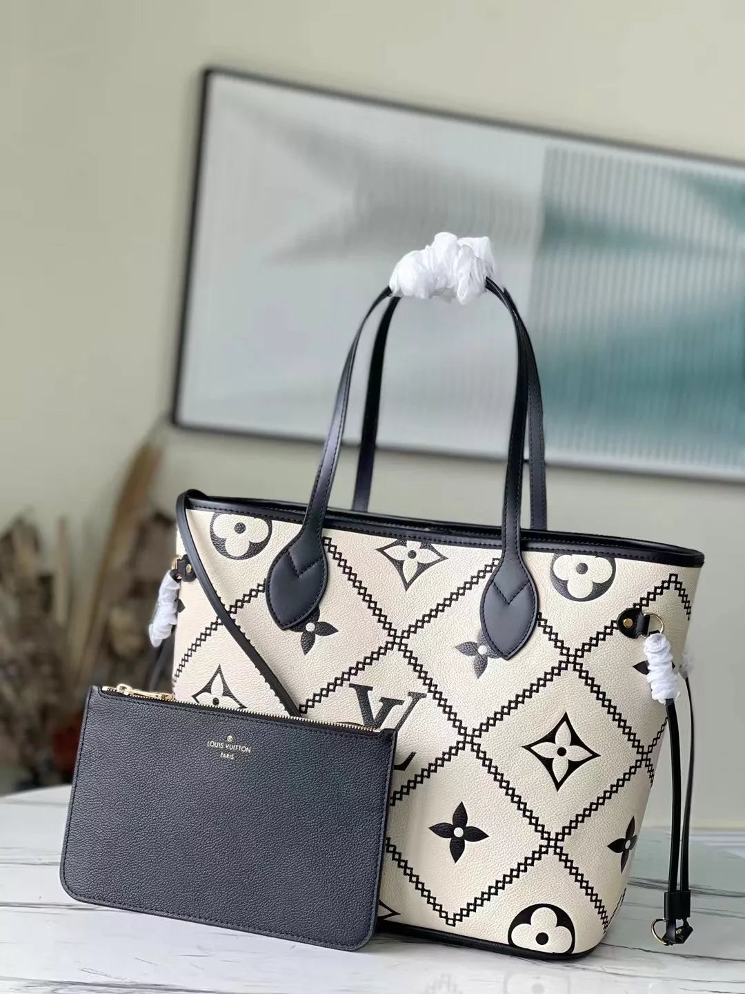 LOUIS VUITTON 31 X 28 X 14 CM 2022 SPRING NEVERFULL MONOGRAM EMPREINTE