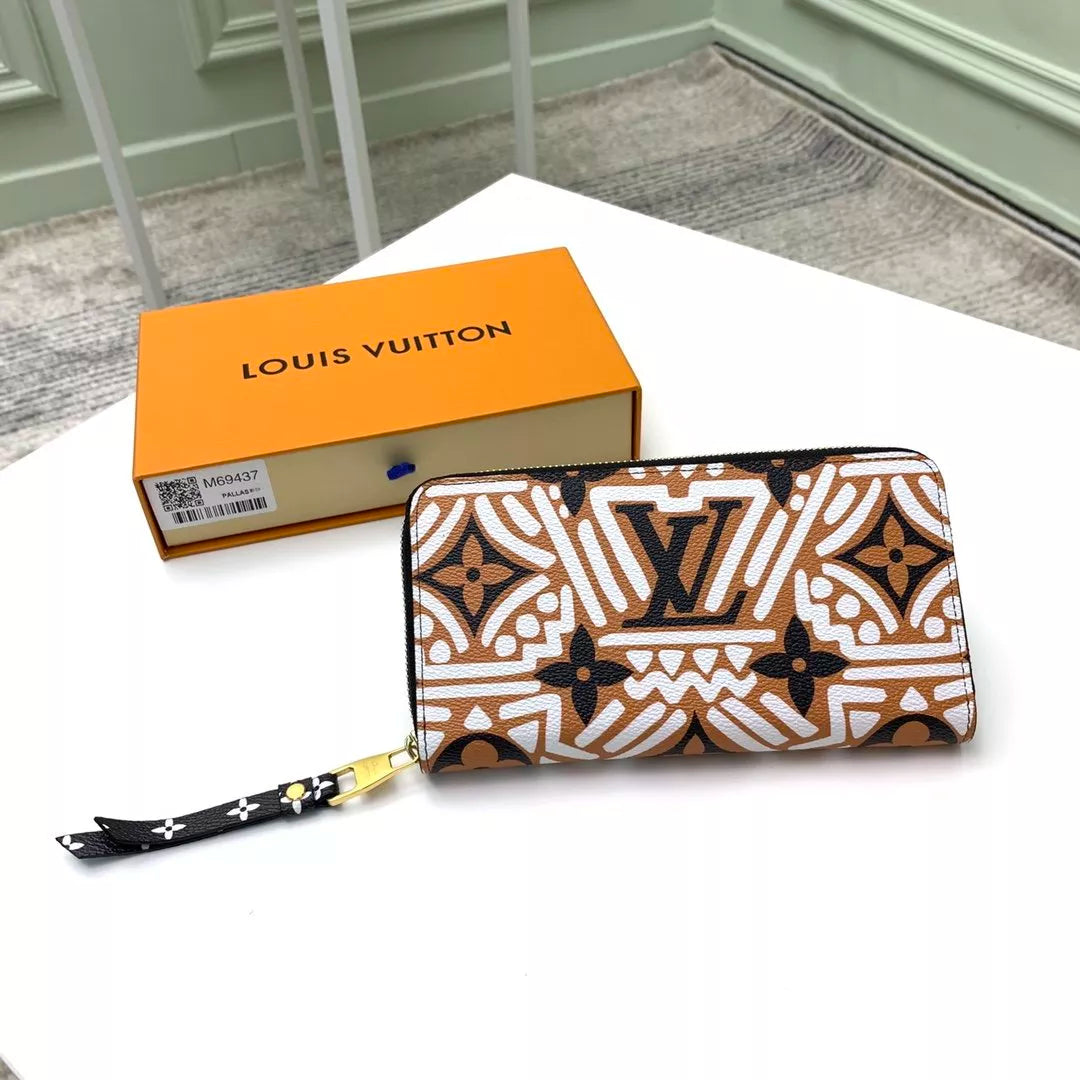 LOUIS VUITTON 19.5 X 10.5 X 2.5 CM CRAFTI'S "SPECIAL EDITION" GIBBY WALLET BAG